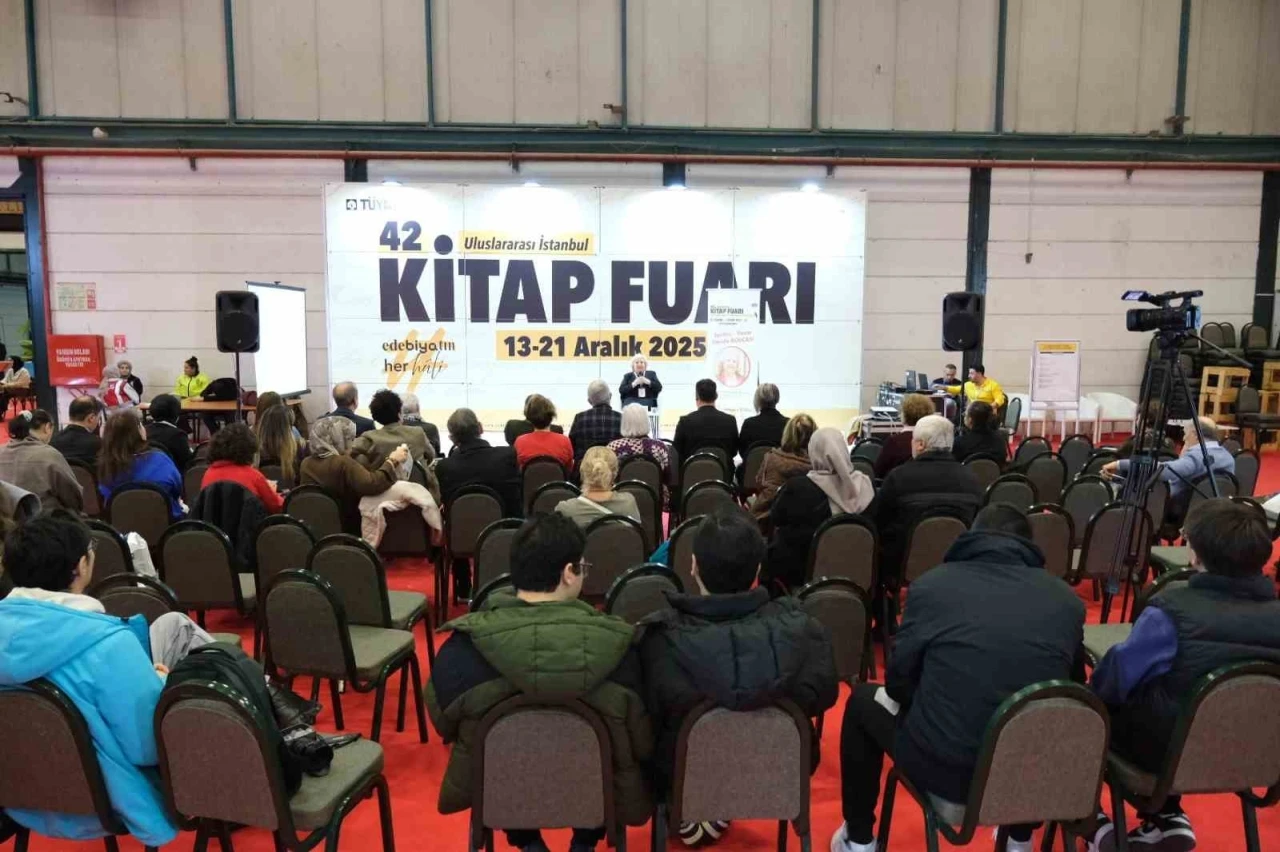 T&Uuml;YAP Kitap Fuarı&rsquo;nda "Yazar Buluşmaları" yoğun ilgi g&ouml;r&uuml;yor
