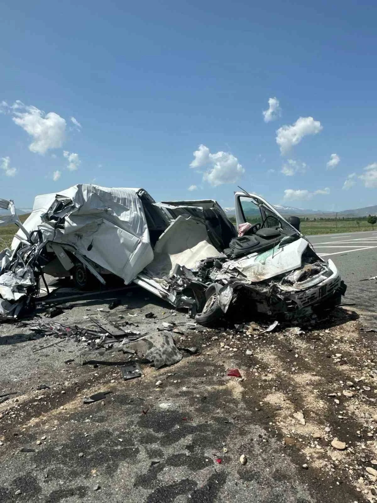 Tuzluca’da feci kaza: Bir kişi ağır yaralandı
