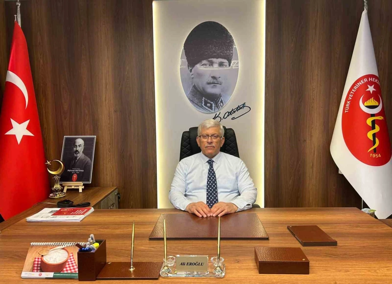 TVHB Başkanı Eroğlu: "Sulak alanların tahribi zoonotik enfeksiyonların ortaya &ccedil;ıkma ve yayılma riskini artırmaktadır"
