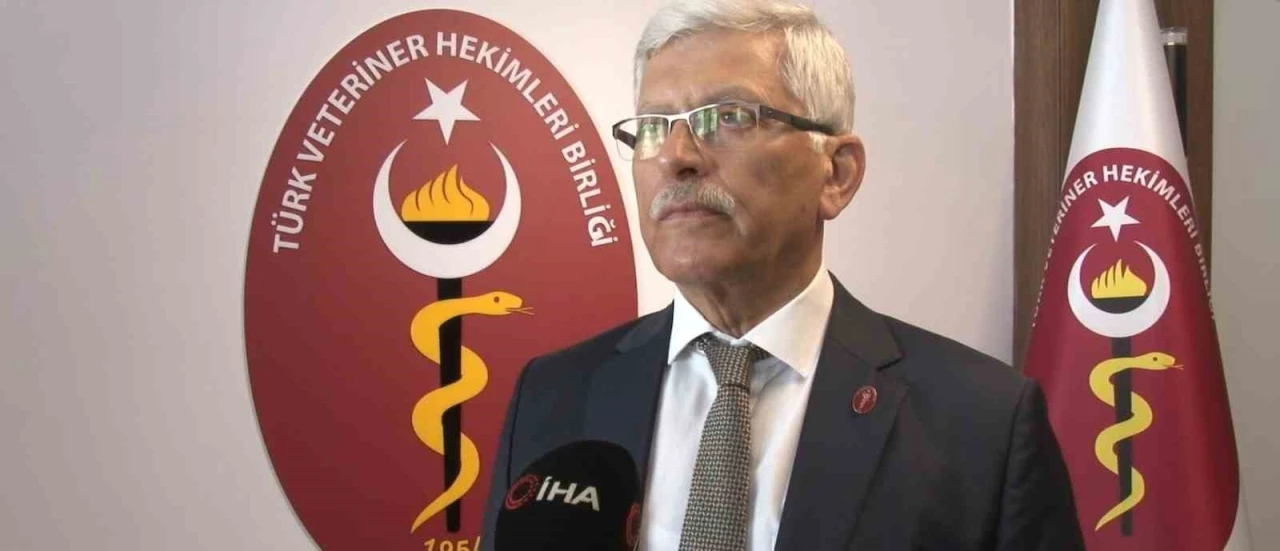 TVHB Başkanı Eroğlu: "Zoonotik hastalıklarla m&uuml;cadelede en etkili yol &lsquo;Tek Sağlık&rsquo; uygulamasıdır"
