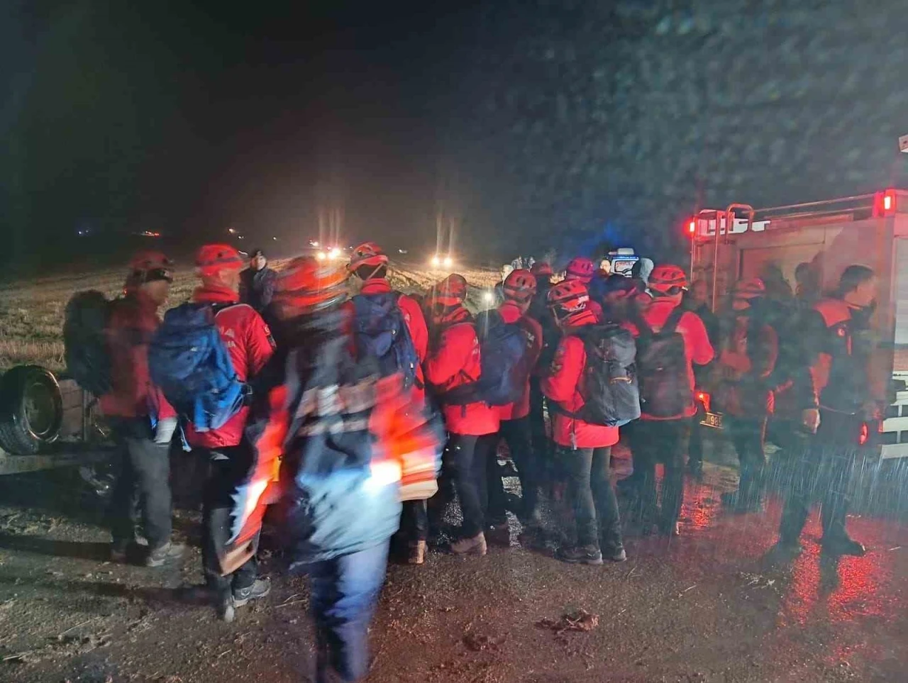 U&ccedil;ağın d&uuml;şt&uuml;ğ&uuml; g&ouml;ren vatandaşlar, o anları anlattı
