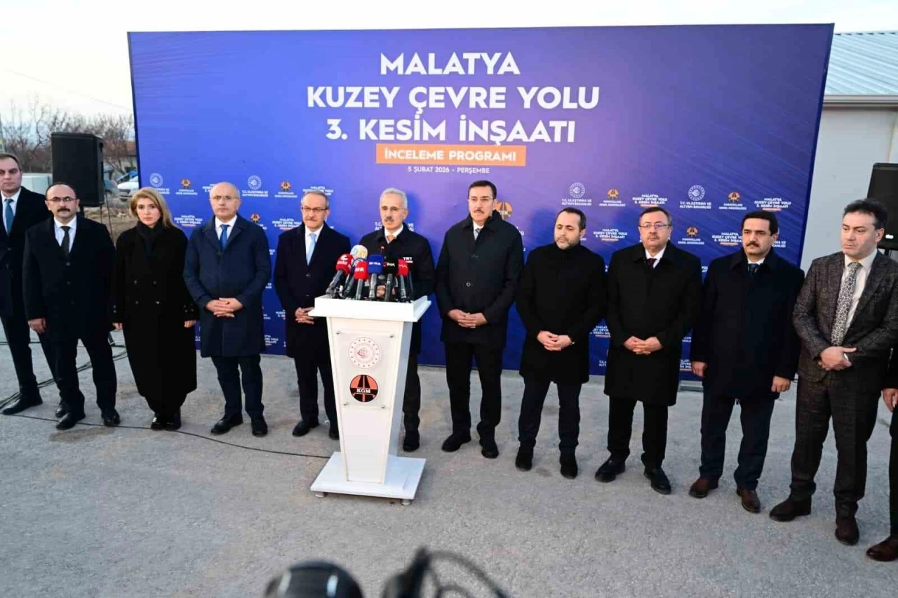 Ulaştırma ve Altyapı Bakanı Uraloğlu, Malatya Kuzey &Ccedil;evre Yolu şantiyesinde inceleme yaptı
