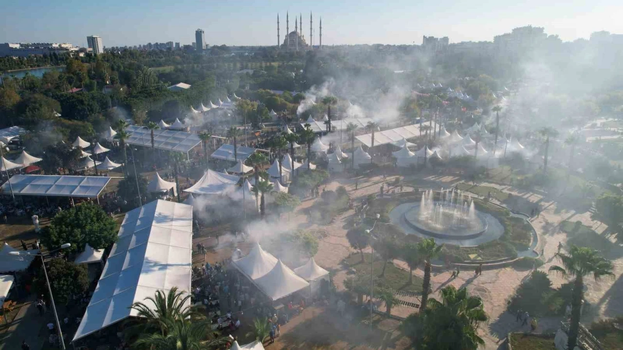 Uluslararası Adana Lezzet Festivali, esnafın yüzünü güldürecek
