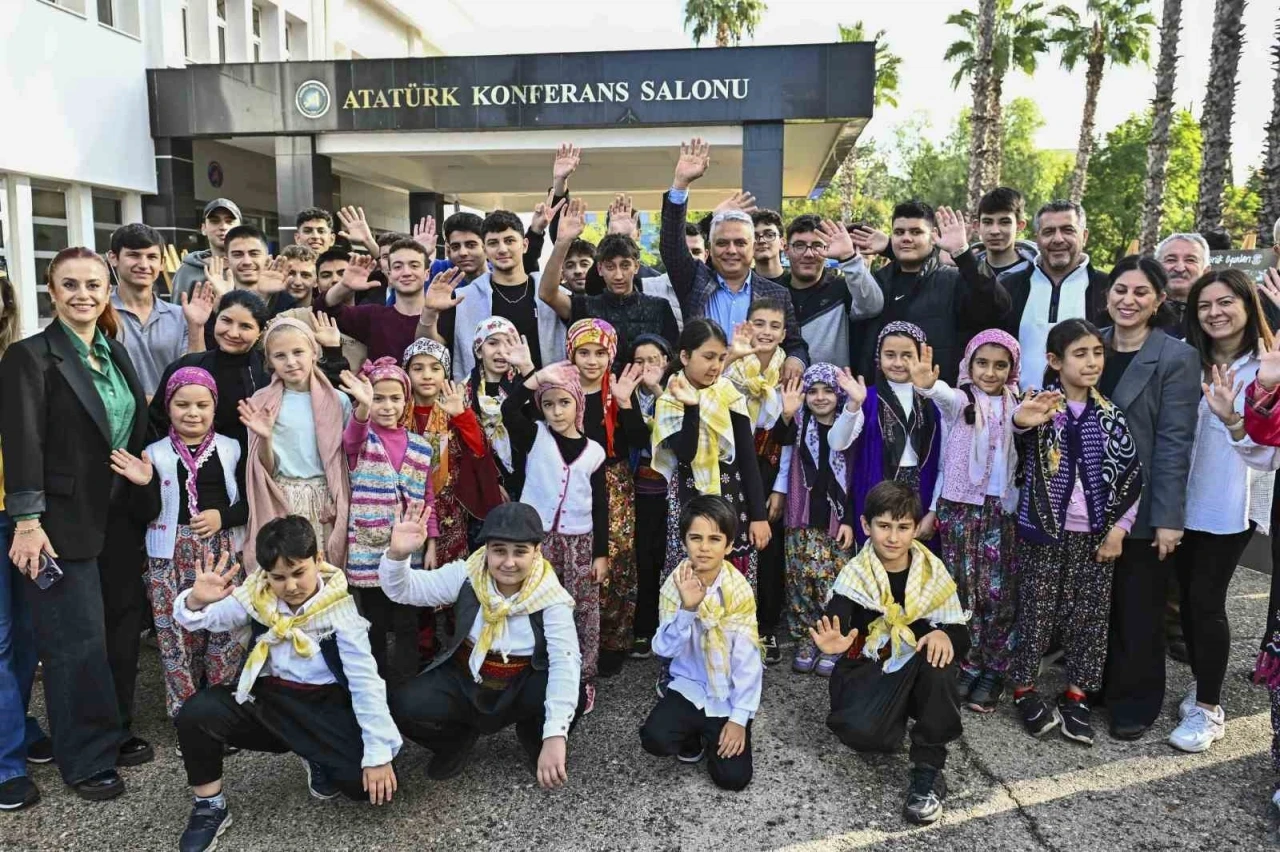 Ümit Uysal: &quot;Yörük kültürü yerelden evrensele bizi geleceğe taşıyacak bir değerdir&quot;
