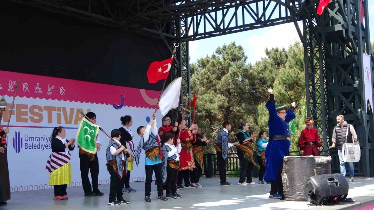 Ümraniye’de ‘En-Şen Festival’ coşkusu yaşandı
