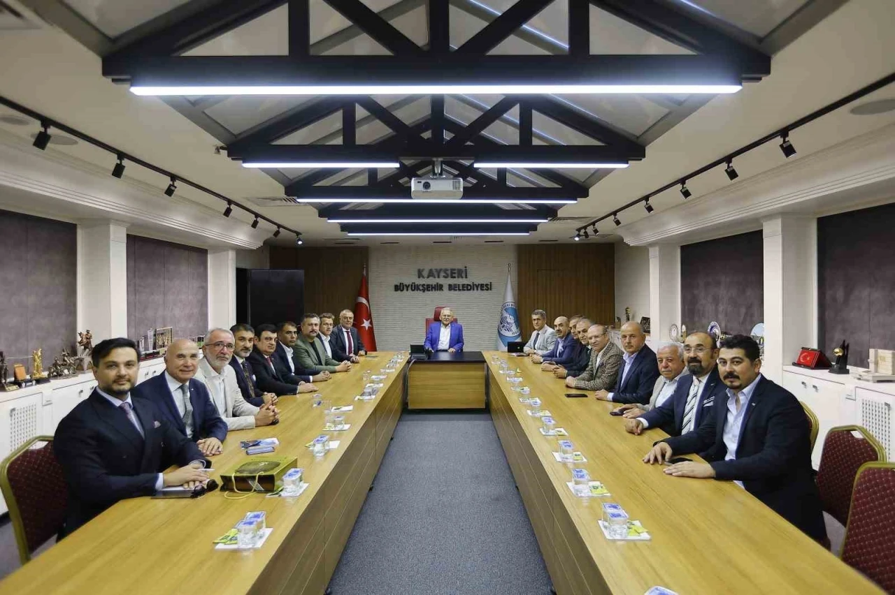 UND y&ouml;netimiyle Kayseri&rsquo;nin lojistik geleceği g&ouml;r&uuml;ş&uuml;ld&uuml;
