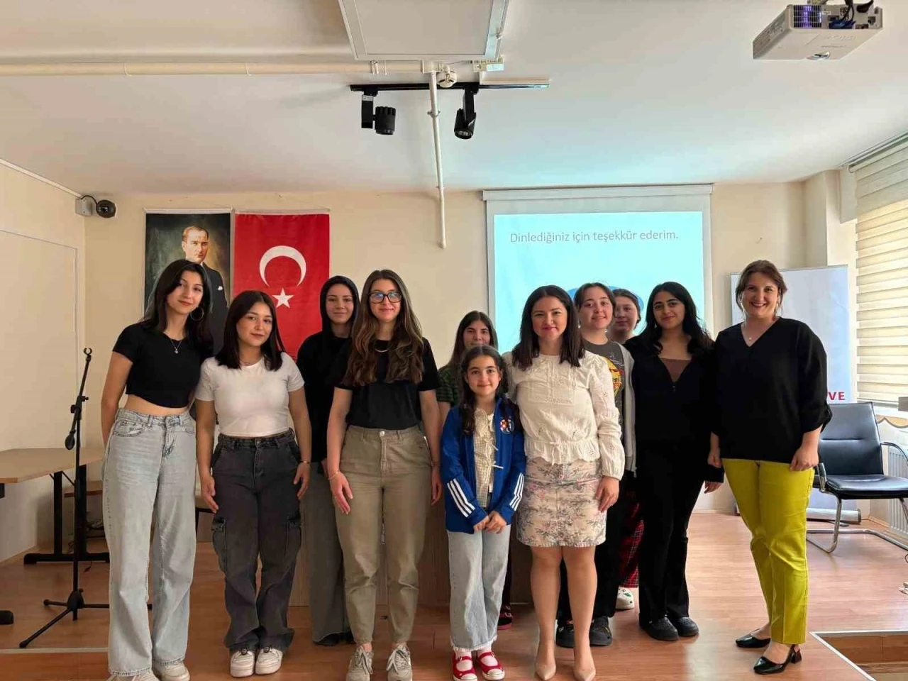 Üniversiteli öğrencilerden ‘Enerji Verimliliği ve Tasarrufu’ semineri
