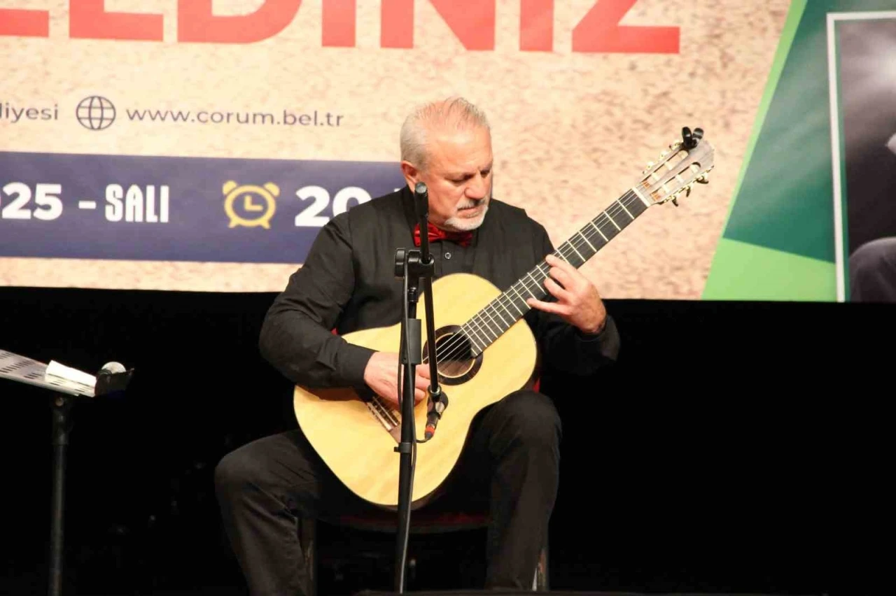 Ünlü gitaristlerden müzik ziyafeti
