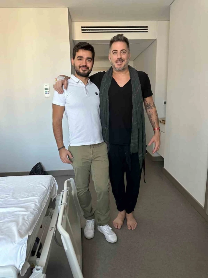 Ünlü Şaman, bel fıtığı ameliyatı olmak için İzmir’e geldi