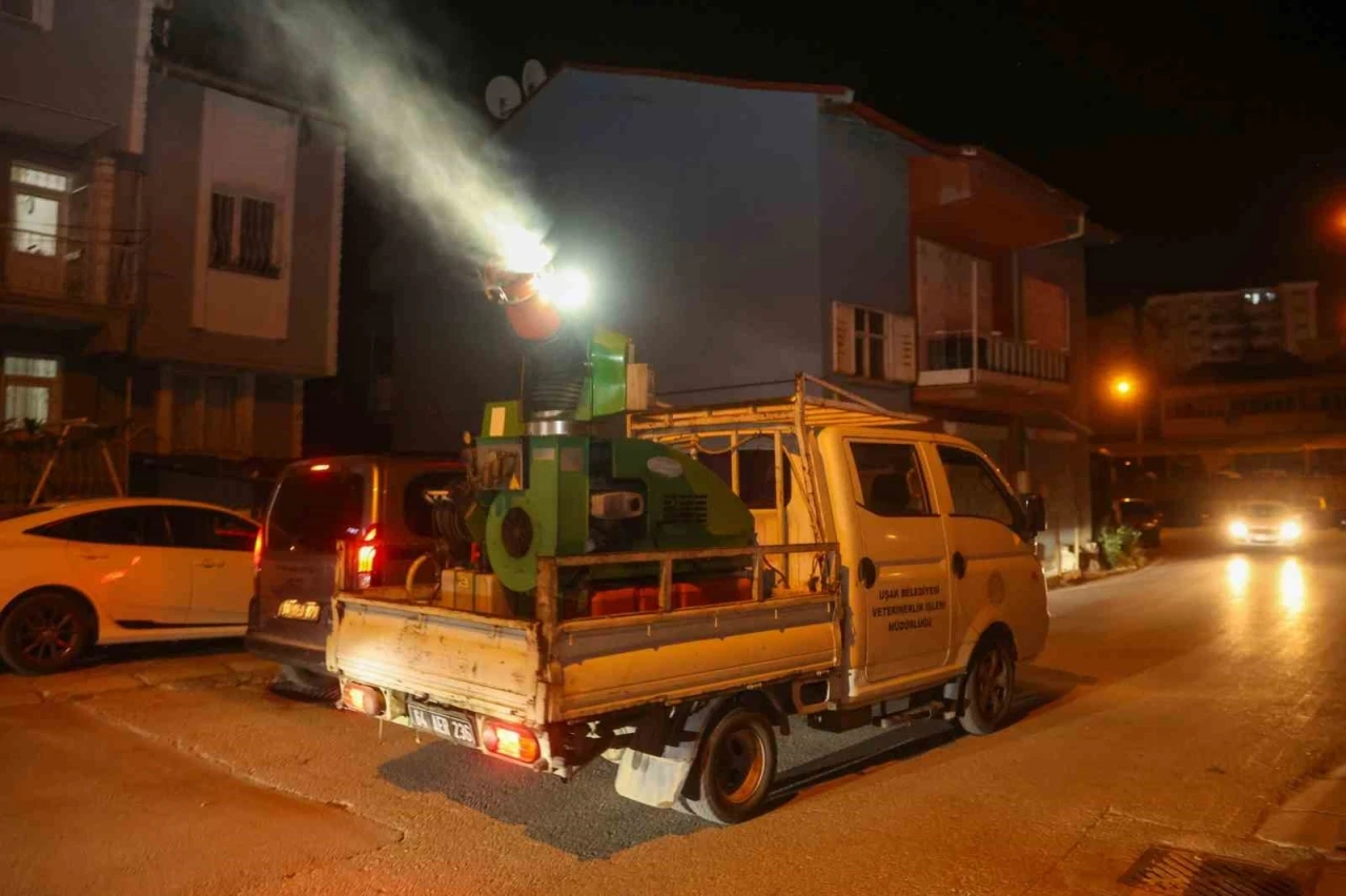 Uşak Belediyesinden vekt&ouml;rle m&uuml;cadele seferberliği

