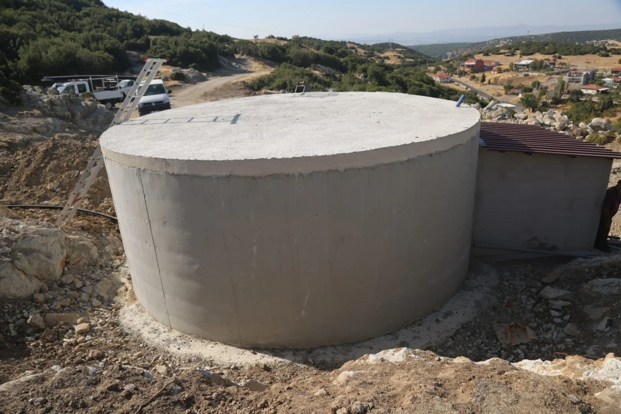 Uşak İl Özel İdaresi çalışmaları hız kesmeden devam ediyor
