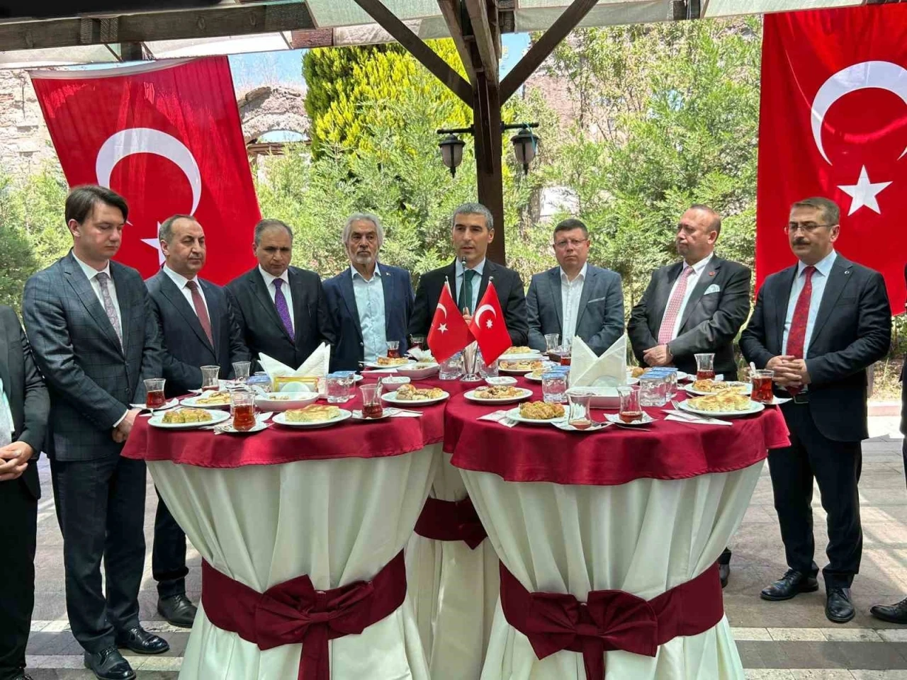 Uşak protokolü bayramlaşma töreninde buluştu
