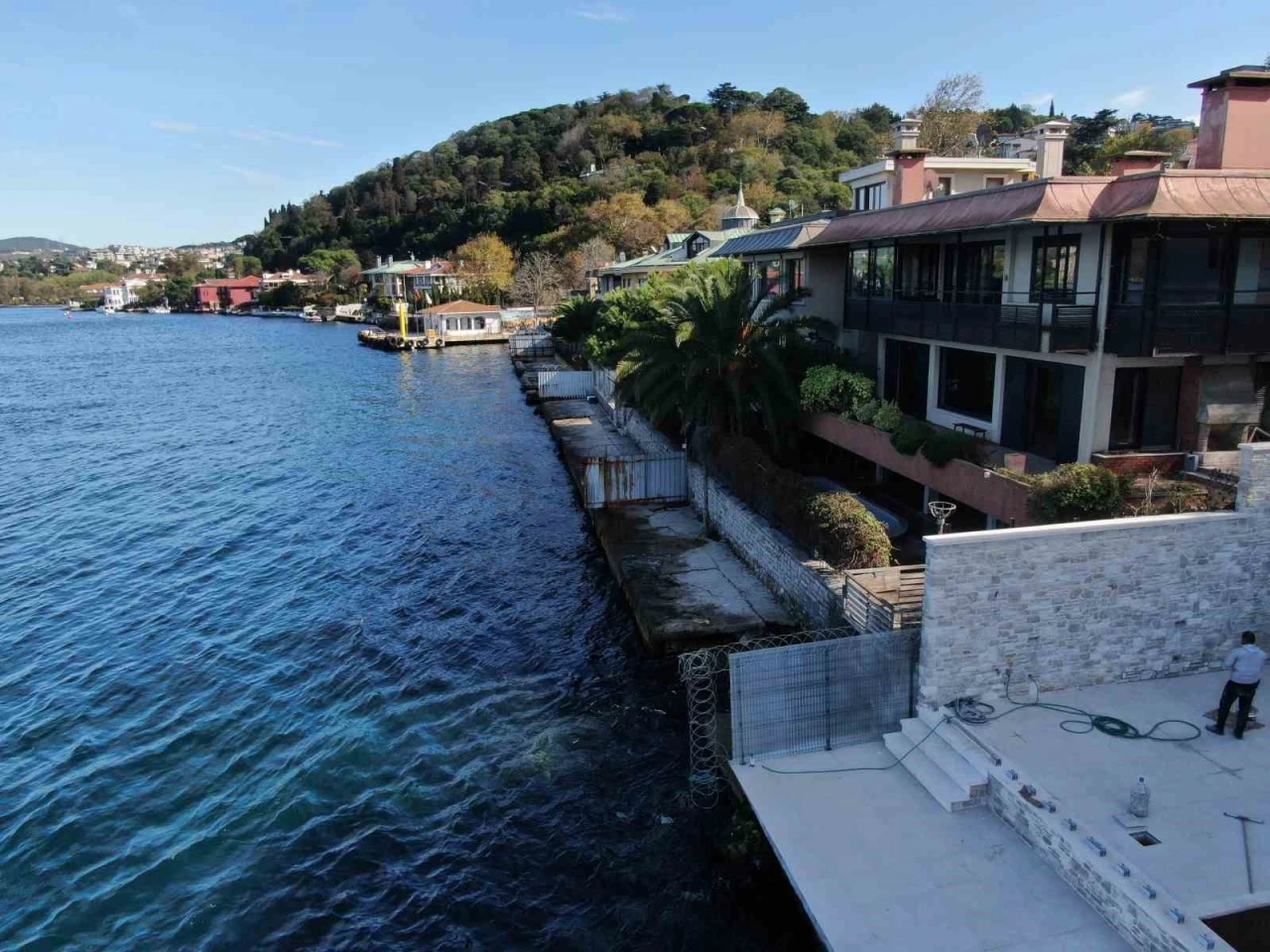 Üsküdar’da sahil yolunun kapatılmasına vatandaşlardan tepki

