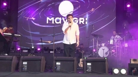 Üsküdar Fest 2023 Mavi Gri ve Buray konserleriyle başladı