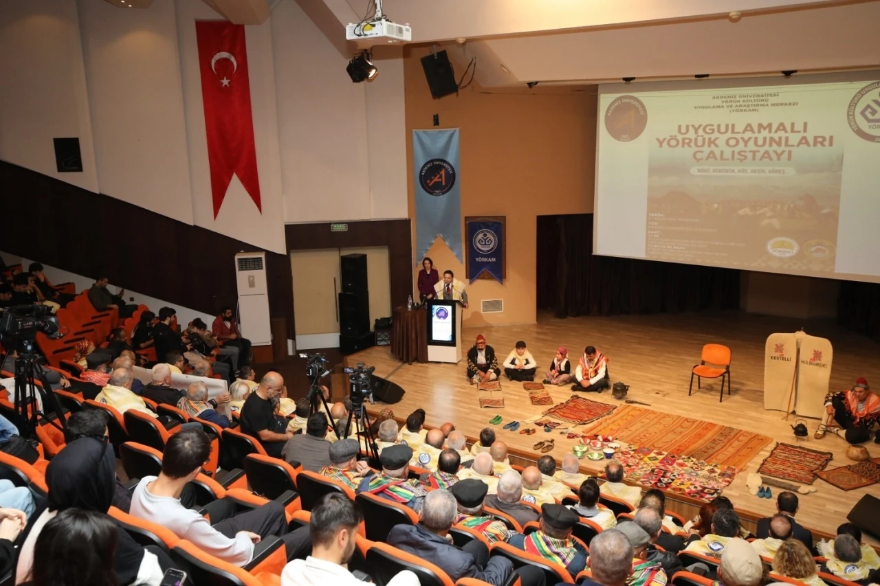 Uygulamalı Yörük Oyunları Çalıştayı düzenlendi
