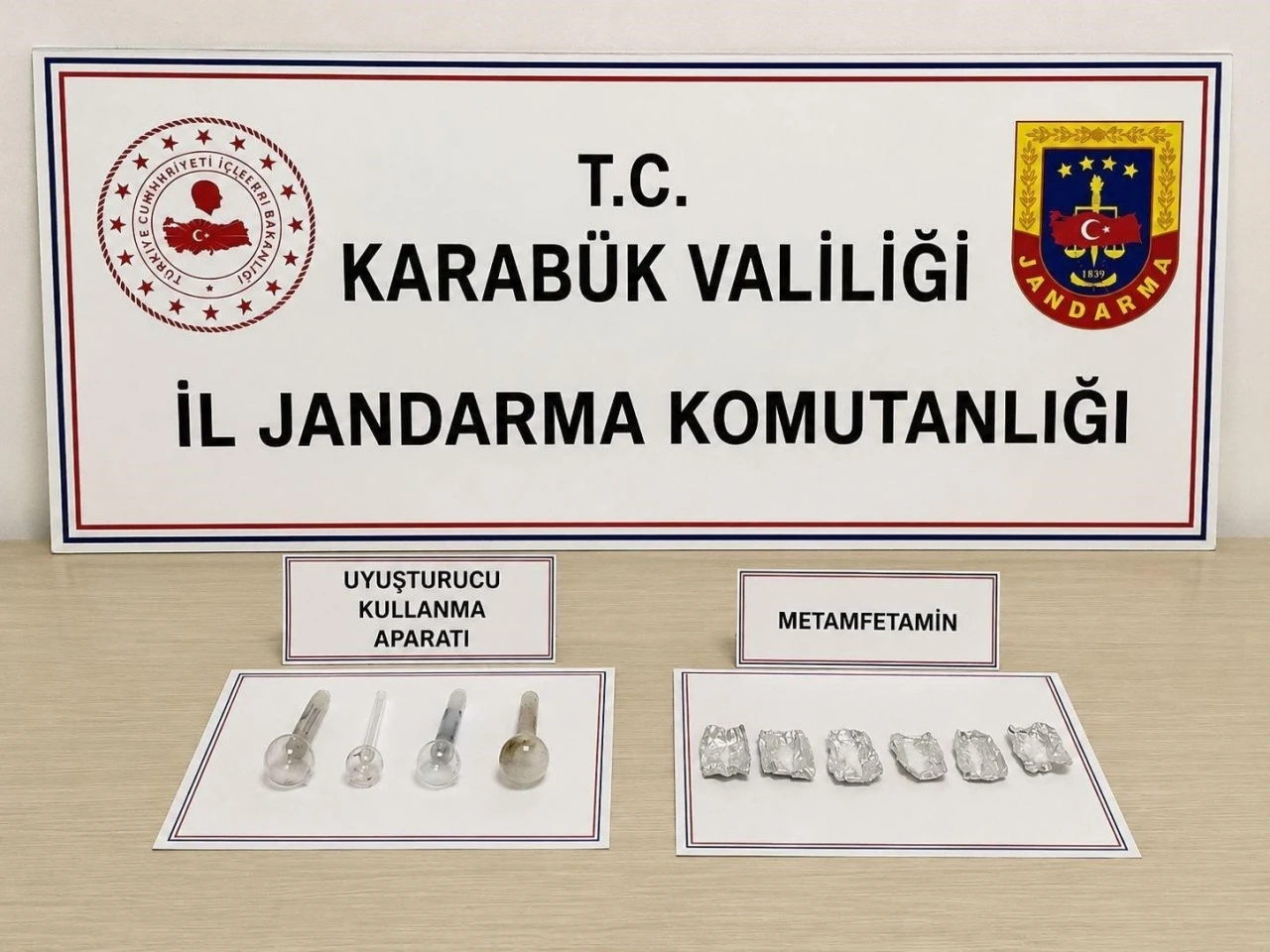 Uyuşturucu operasyonunda 171 sentetik hap ele ge&ccedil;irildi
