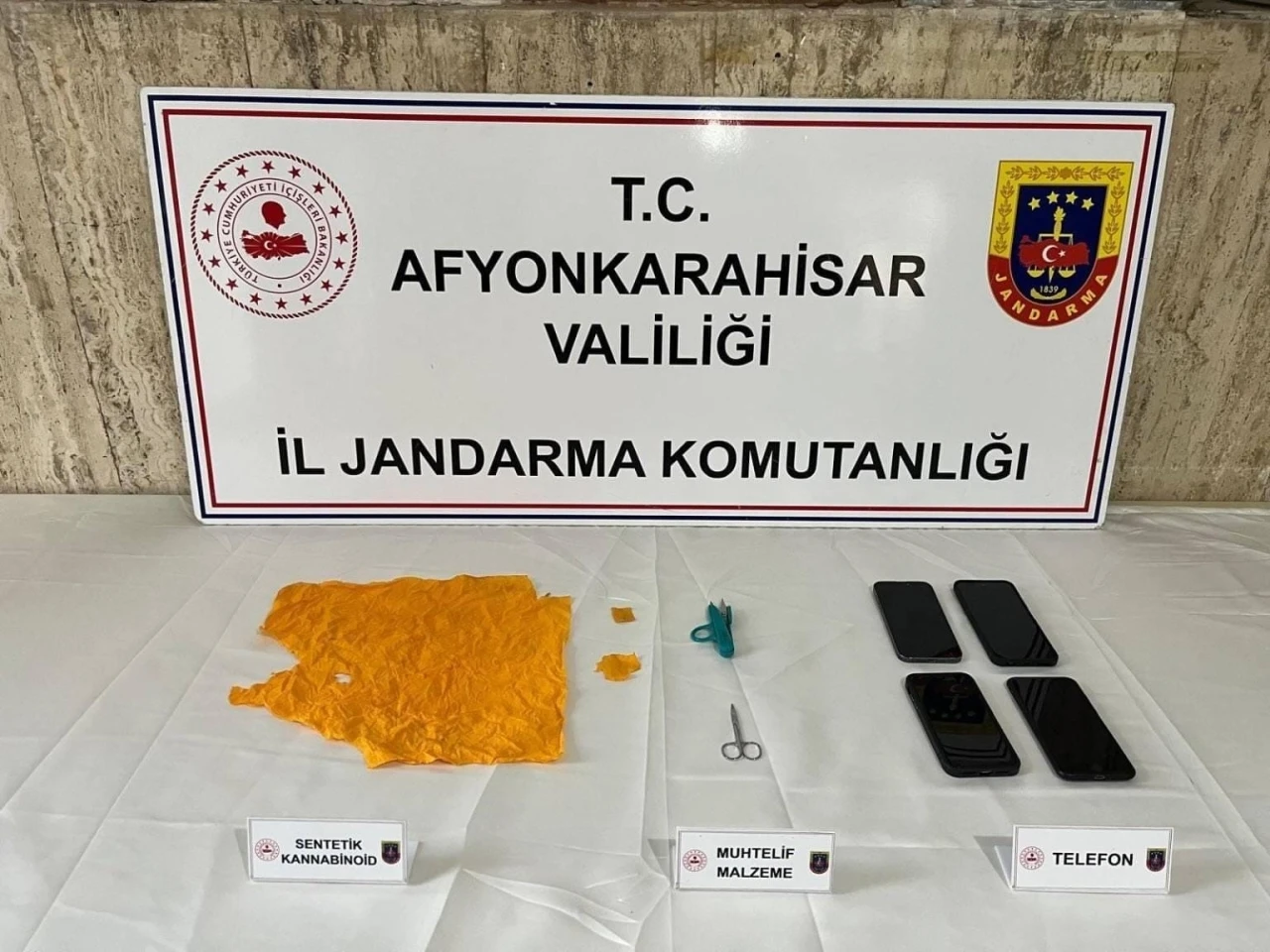 Uyuşturucu operasyonunda 6 kişi tutuklandı
