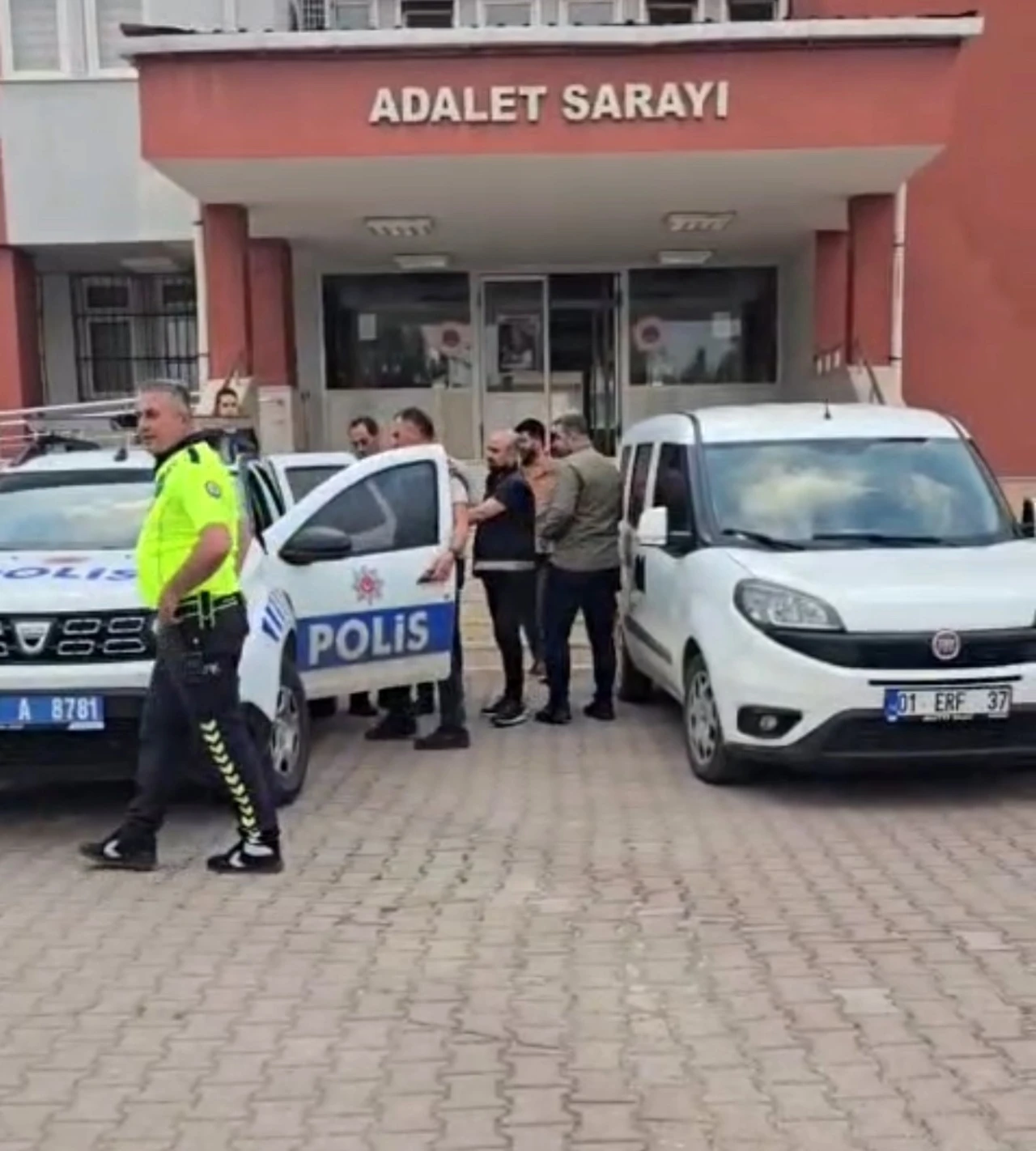 Uyuşturucu operasyonunda tutuklandı, ‘Kul bahtını yaşar, bahtına ne çıkarsa’ dedi
