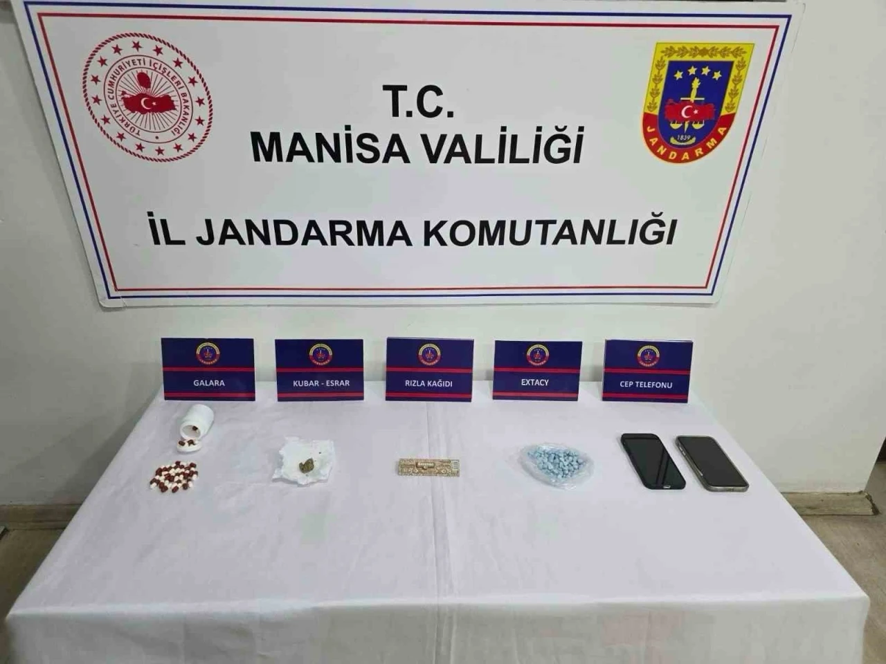 Uyuşturucu satıcısına adli kontrollü serbestlik
