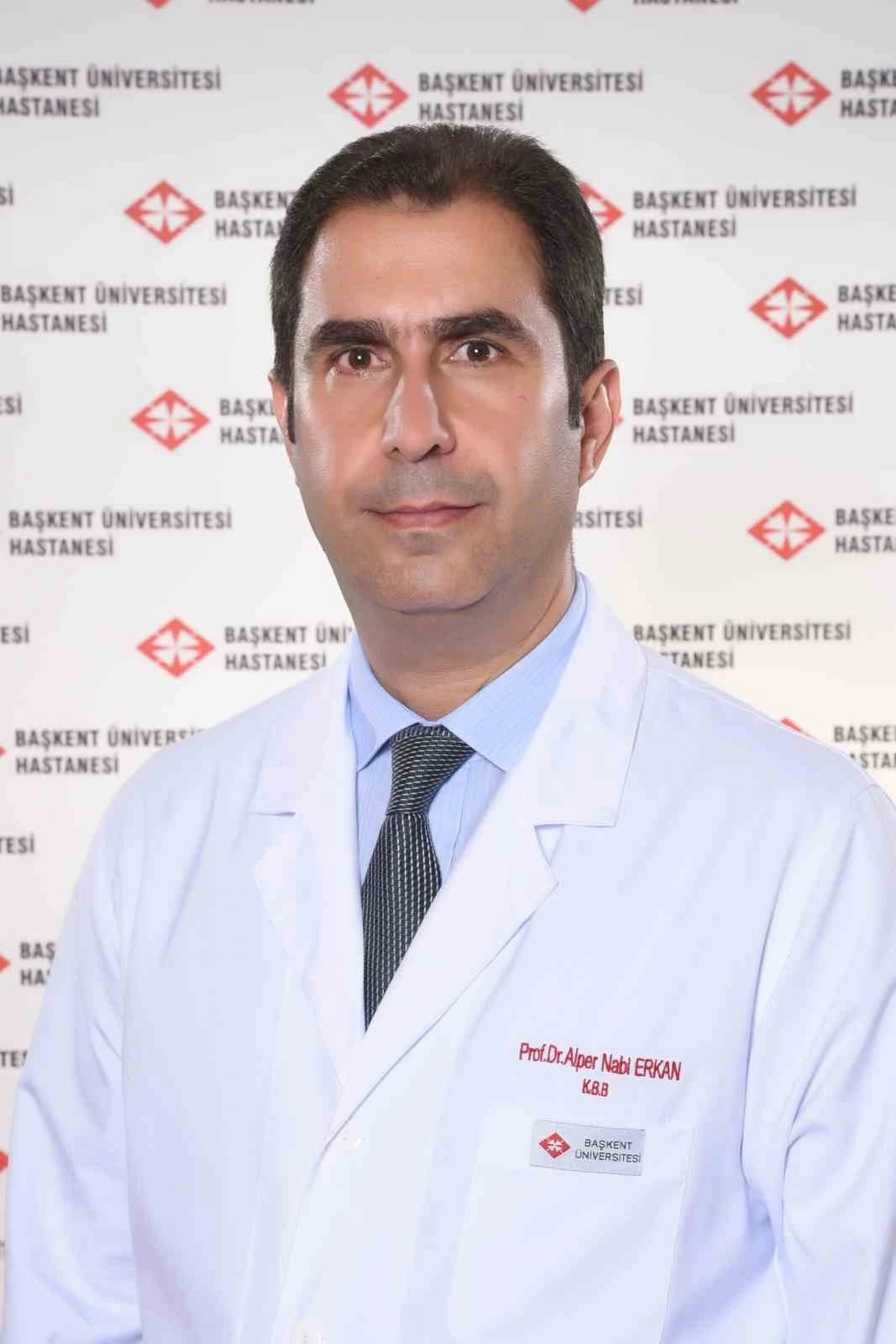 Uzmanı uyardı: &quot;Yüz felci riskine karşı soğuk havalarda yüzünüzü koruyun&quot;
