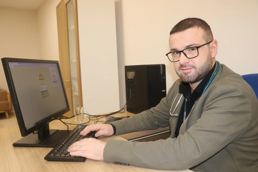 Uzmanı uyarıyor: &quot;Belli aralıklarla yapılan kanser taramaları erken tanı için hayati önem taşır&quot;

