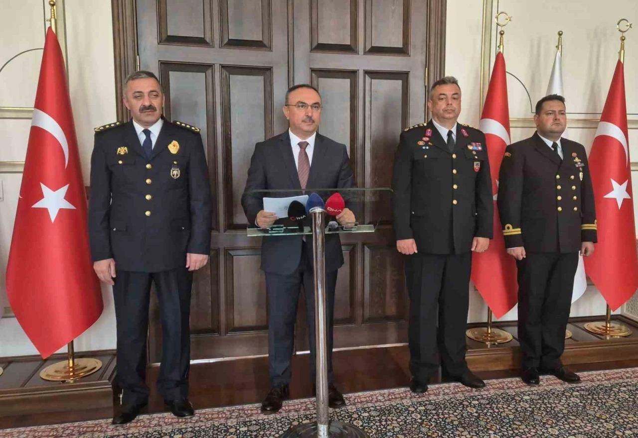 Vali açıkladı: Tekirdağ’da Nisan Ayında bin 461 kişi yakalandı
