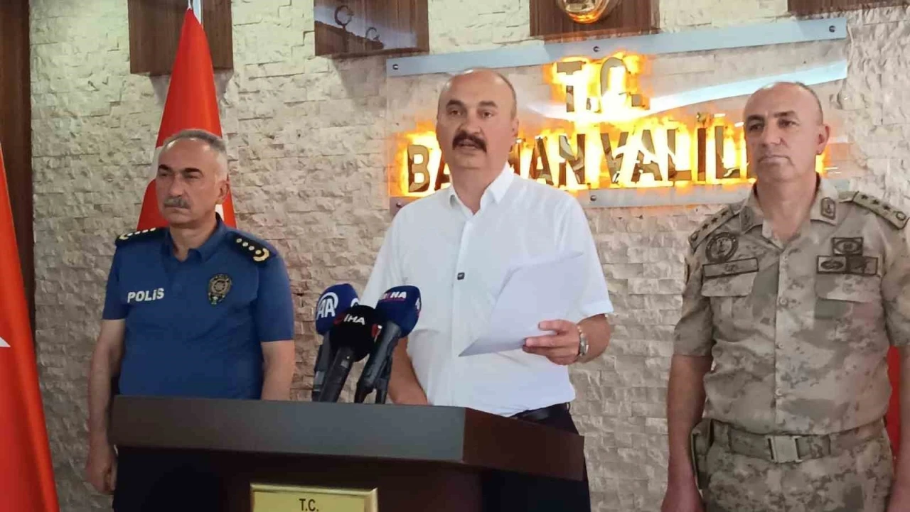 Vali Canalp: &quot;Son 3 yılda Batman sokaklarından 2,7 ton uyuşturucu temizlendi&quot;
