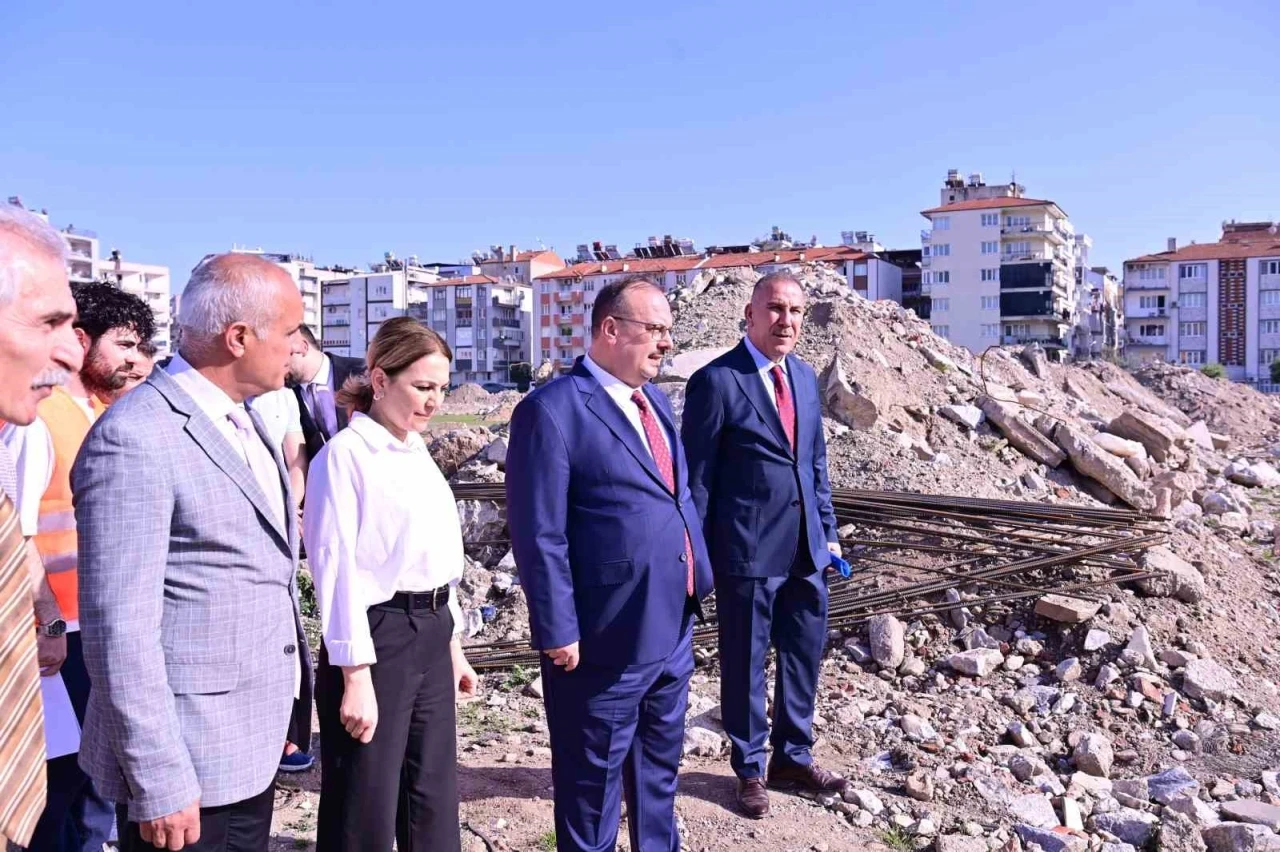 Vali Canbolat’tan Aydın’daki spor yatırımlarına yakın takip
