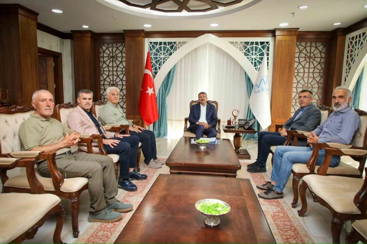 Vali Çelik, dağcılık federasyonu heyetini ağırladı
