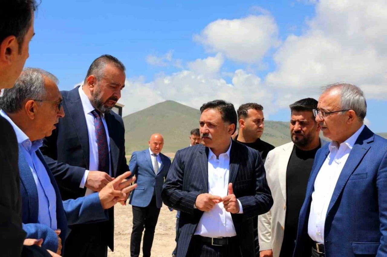 Vali Çiçek: &quot;İncesu OSB İltisak Hattı ekonomimize can suyu olacak&quot;
