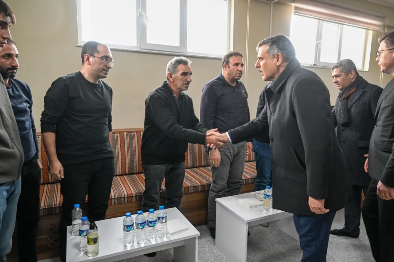 Vali &Ccedil;ift&ccedil;i&rsquo;den taziye ziyareti
