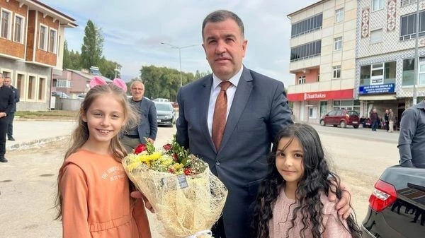 Vali Eldivan, Aydıntepe&rsquo;de incelemelerde bulundu
