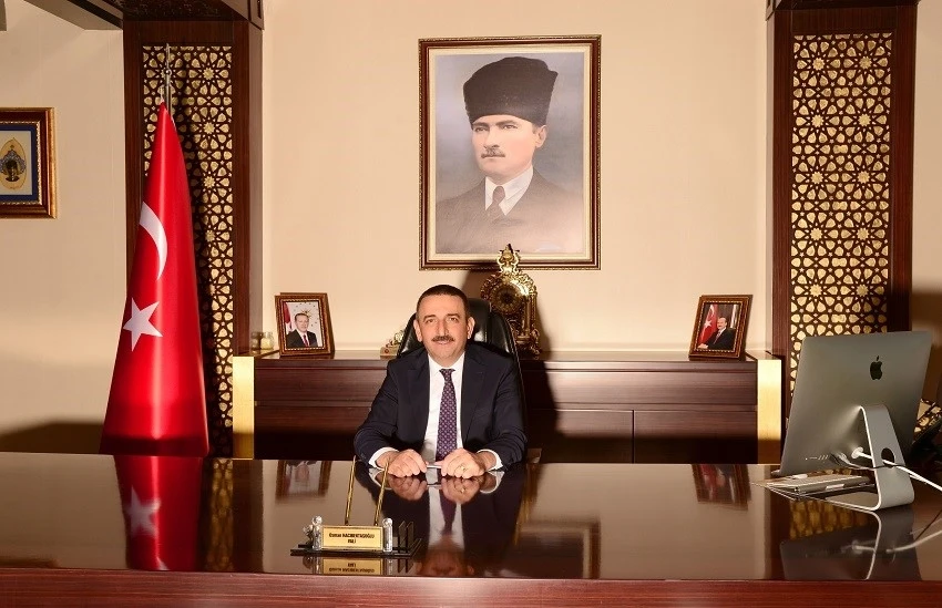 Vali Hacıbektaşoğlu’ndan Anneler Günü mesajı; &quot;Anne sevgisi toplumsal yapının ruhunu besleyen eşsiz bir değerdir&quot;
