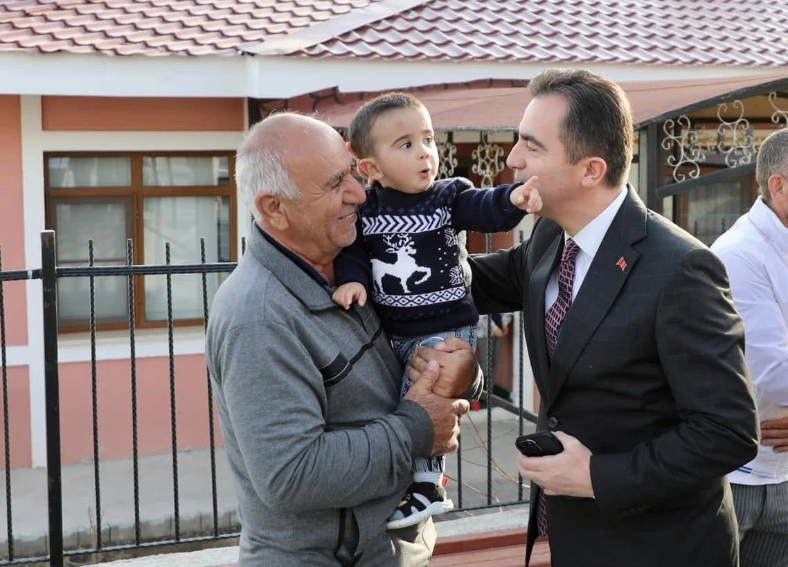 Vali Karakaya, Ahıska Türklerini ziyaret etti