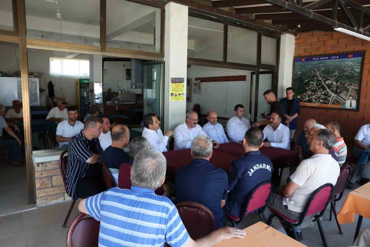 Vali &Ouml;mer Toraman Etili K&ouml;y&uuml;&rsquo;nde vatandaşlarla bir araya geldi
