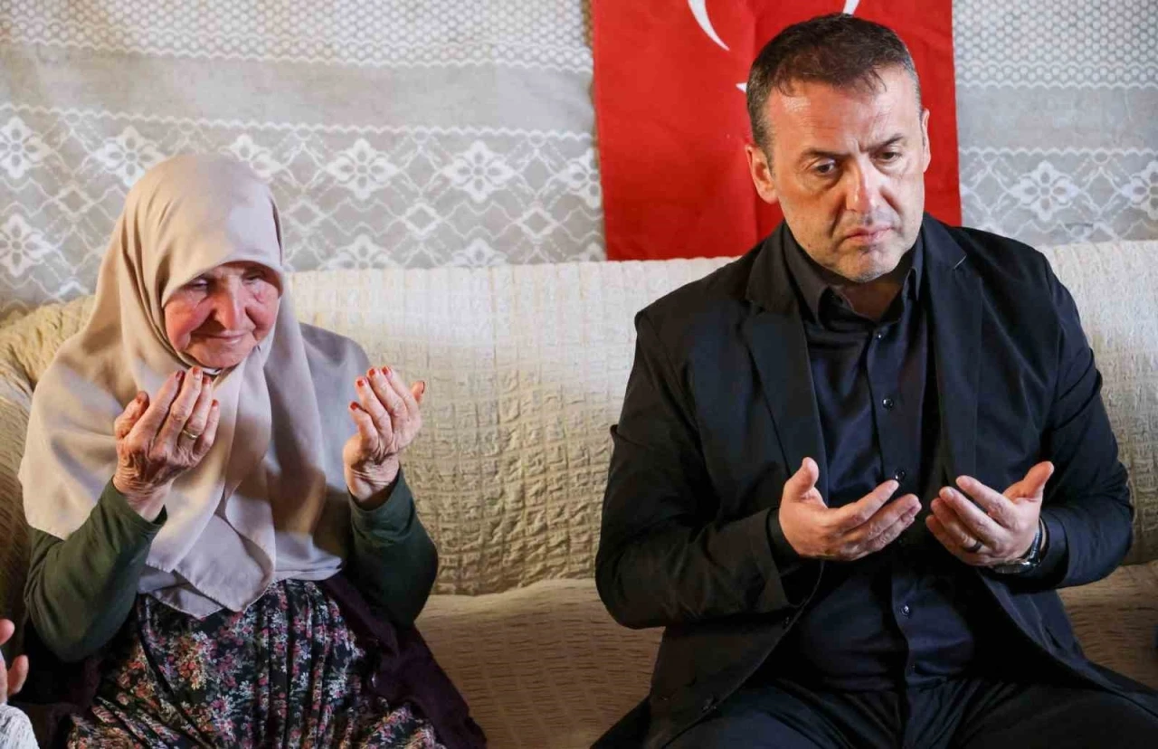 Vali Sözer’den şehit ailesine ziyaret
