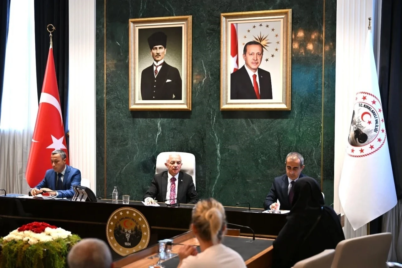 Vali Turan: &quot;Devletimiz her daim milletimizin hizmetinde&quot;
