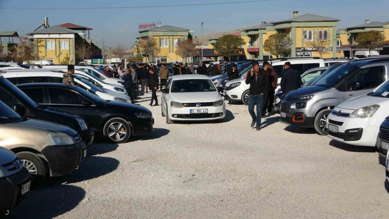 Van açık oto pazarında fiyatlar Türkiye ortalamasının üzerinde
