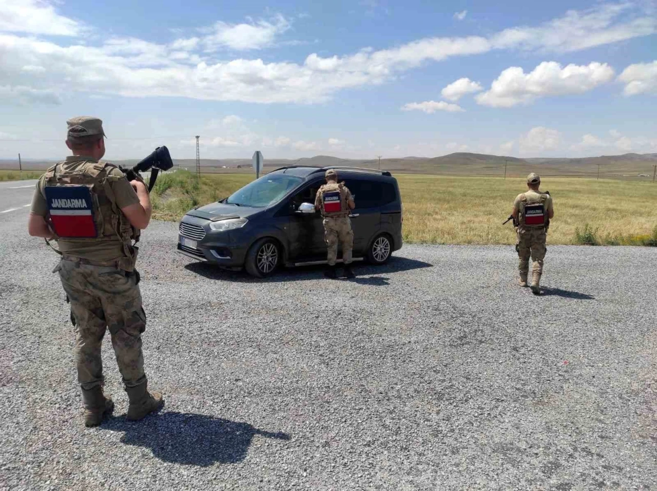 Van’da çeşitli suçlardan 11 kişi tutuklandı

