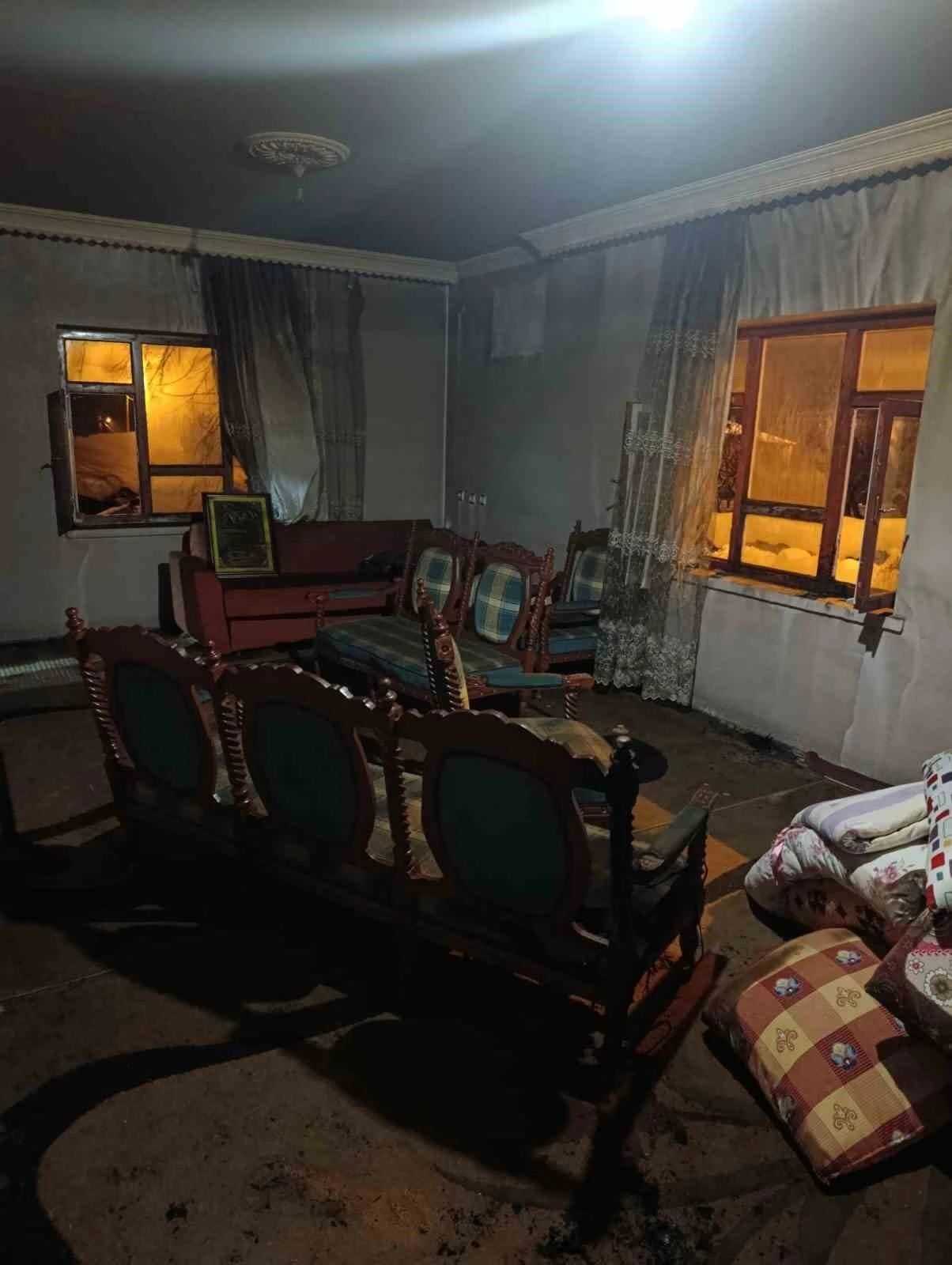 Van&rsquo;da ev yangını
