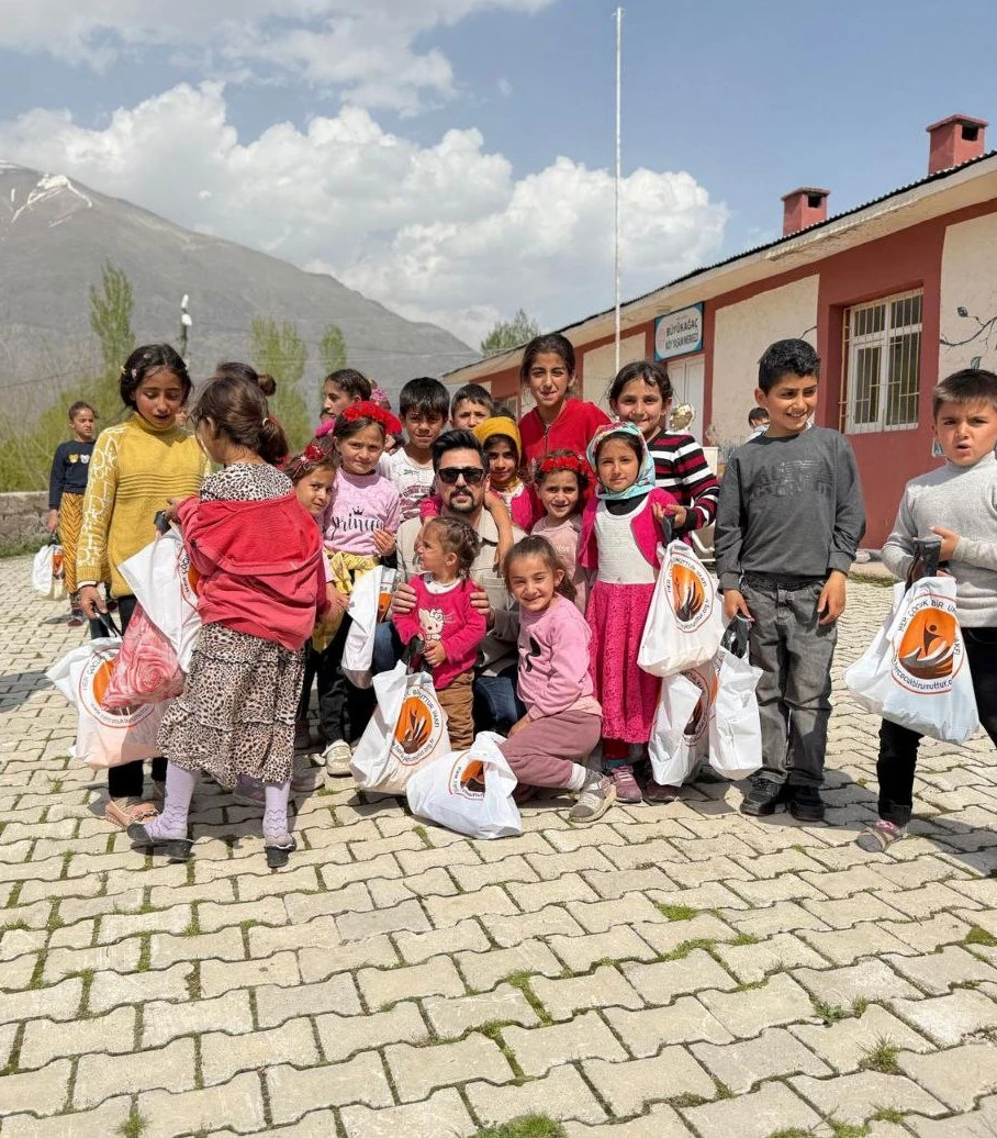 Van’da ’Her Çocuk Bir Umuttur Vakfı’ çocuklara umut oluyor
