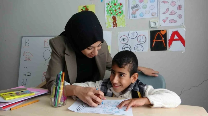 Van&rsquo;da &ouml;zel &ouml;ğrenciye &ouml;zel &ouml;ğretmen
