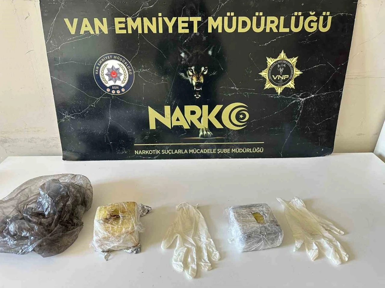Van’da ‘torbacı’ operasyonu

