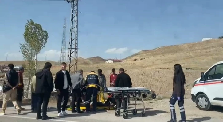 Van&rsquo;da trafik kazası: 3 yaralı
