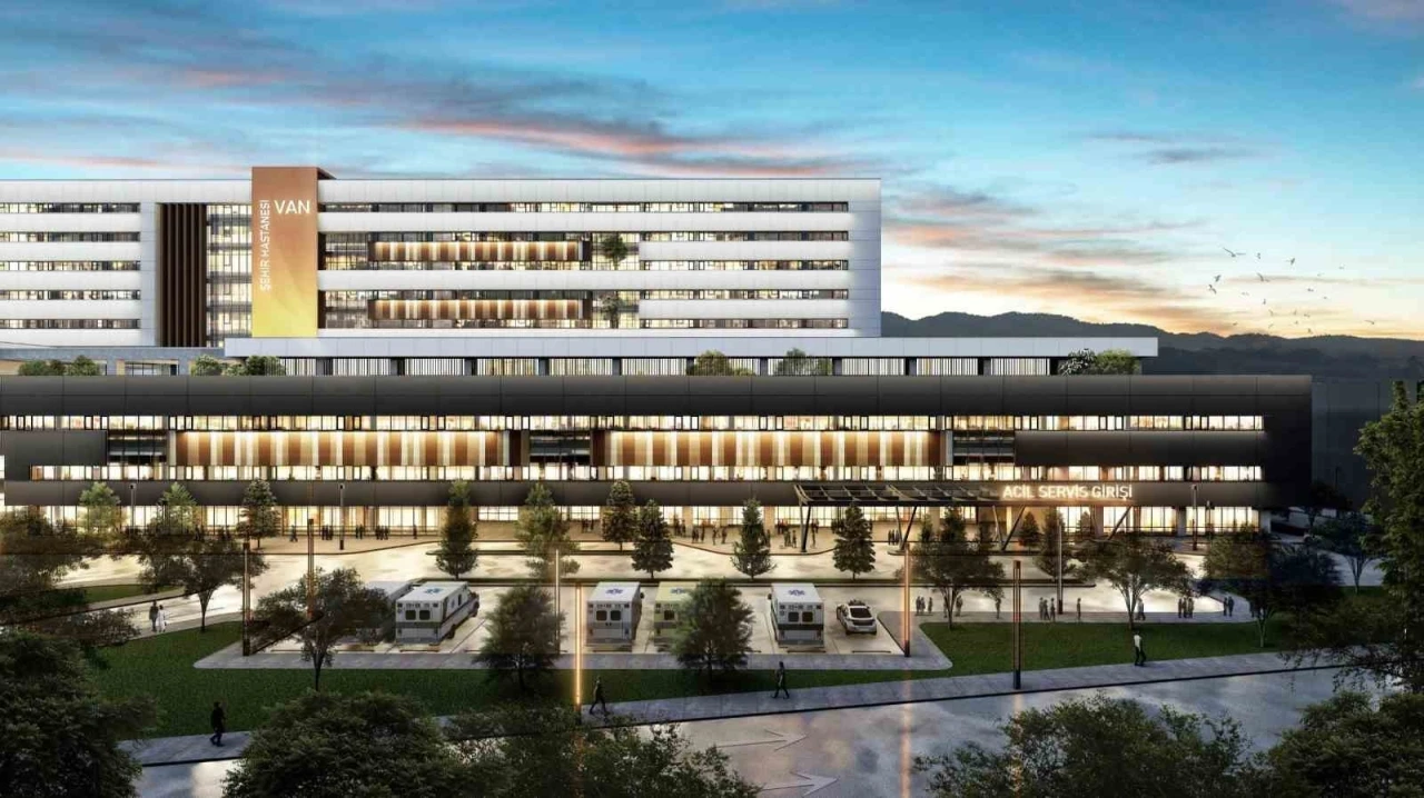 Van Şehir Hastanesi için ilk kazma vuruldu
