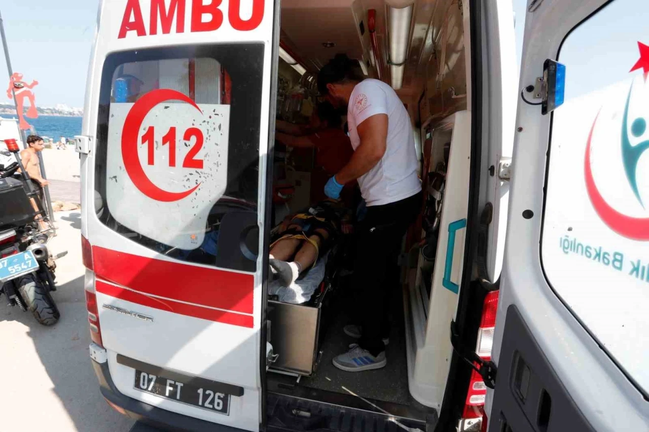 Varyanttan aşağı atılan scooter 15 yaşındaki çocuğun başına düştü
