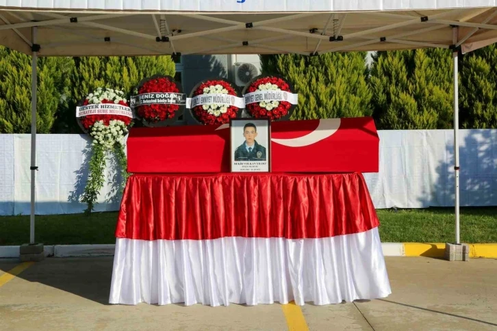 Vefat eden polis memuru i&ccedil;in t&ouml;ren d&uuml;zenlendi
