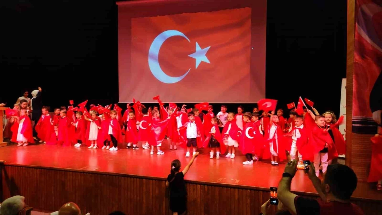 Vezirköprü’de miniklere belge töreni