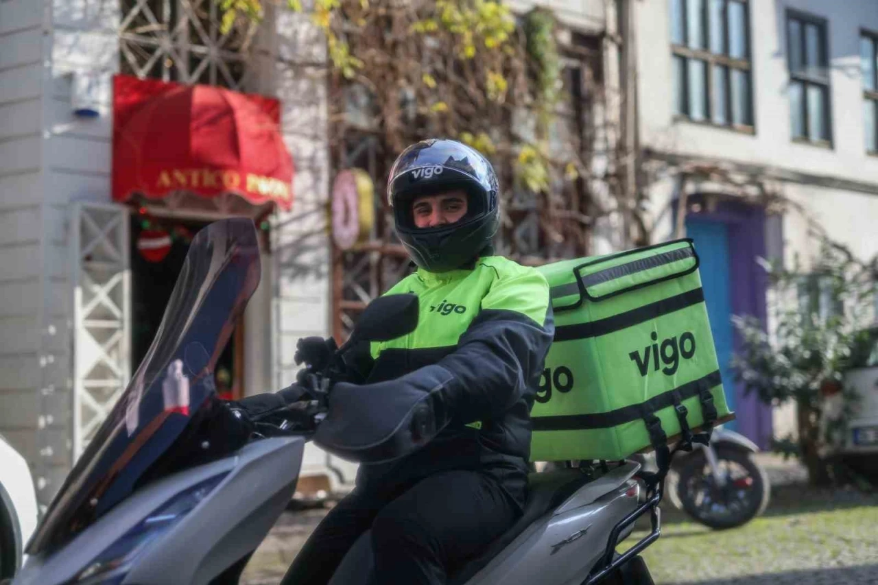 Vigo kurye iş ortakları i&ccedil;in yeni zam oranını ve yan hak paketini a&ccedil;ıkladı
