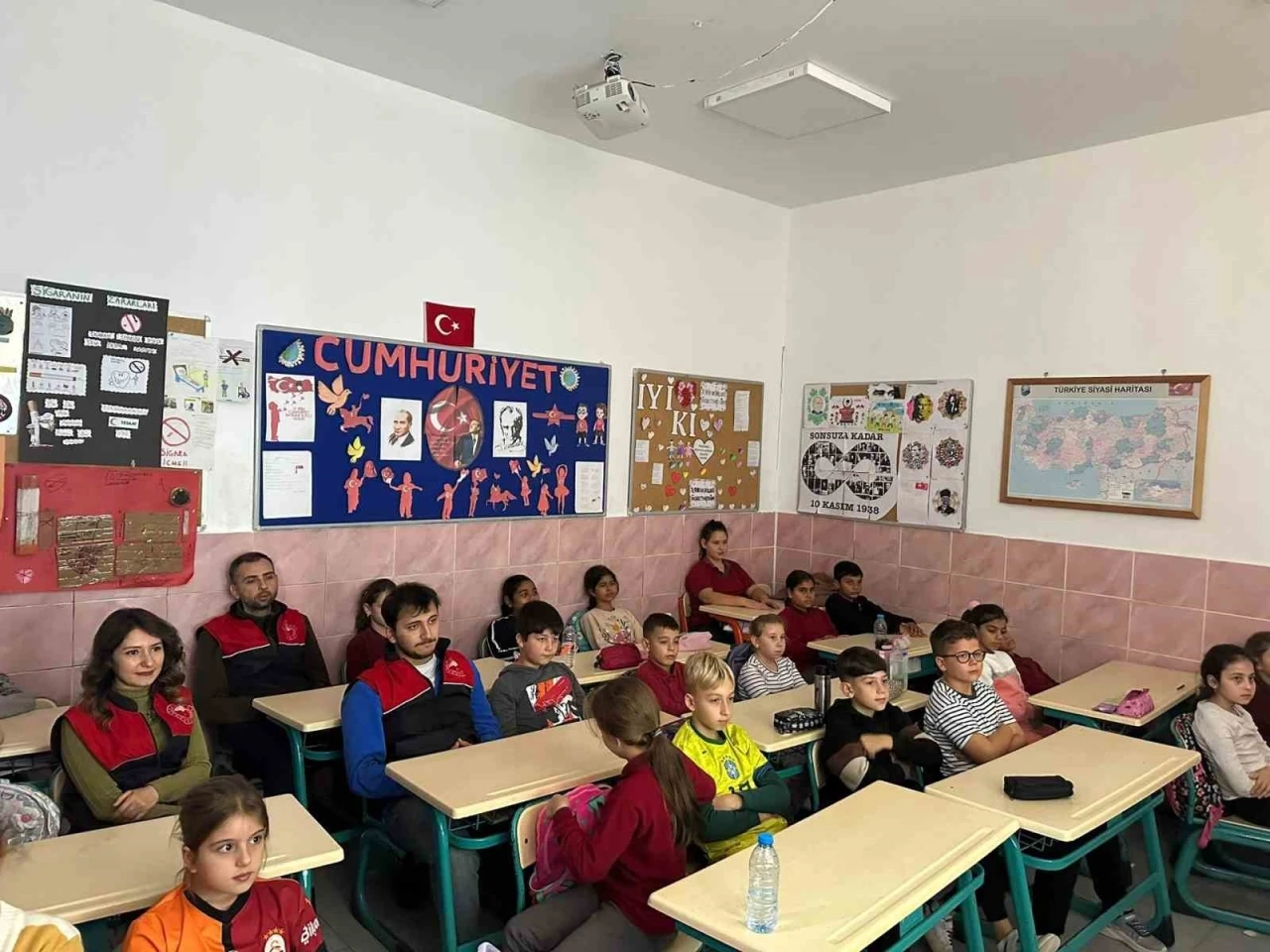 Vize’de ilkokul öğrencilere su verimliliği, gıda israfı ve beslenme eğitimi
